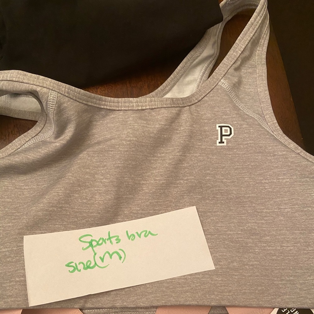 Sports bra